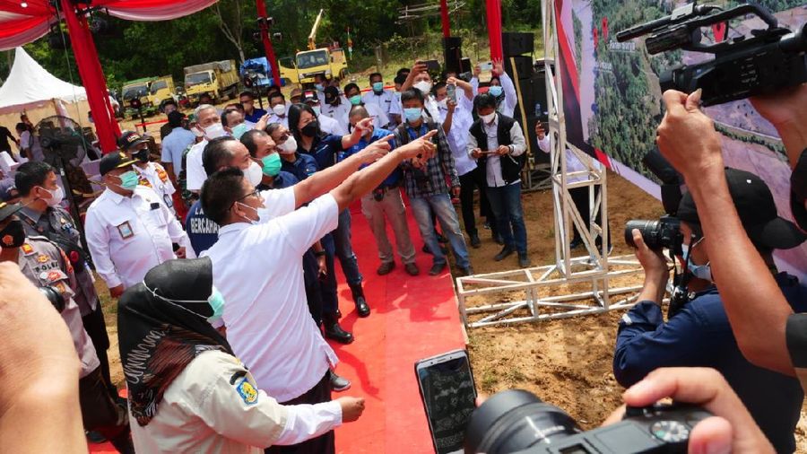 PTBA Bangun PLTS. (Dok: PTBA)