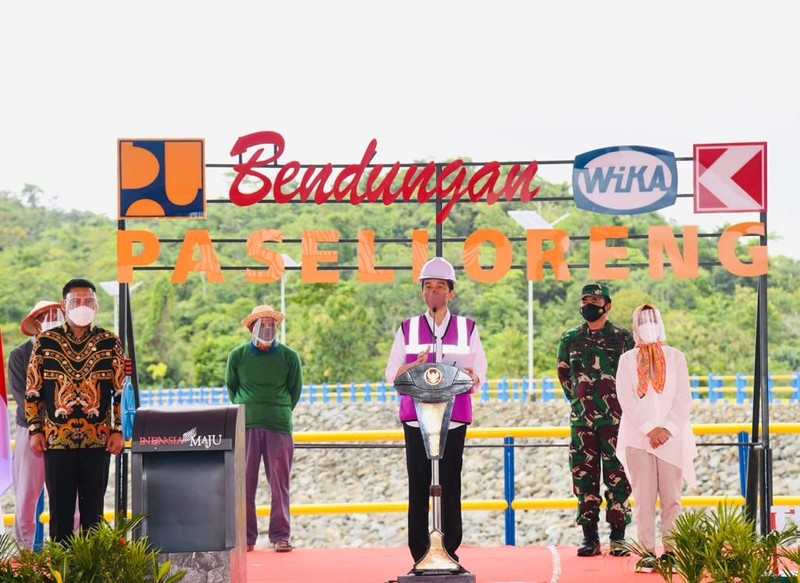 Jokowi resmikan Bendung Gilireng, Kabupaten Wajo, (9/9/2021). (Dok: Biro Pers Sekretariat Presiden)