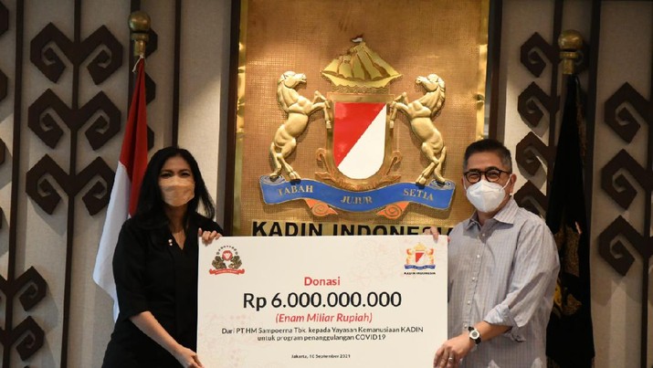 Tangani Covid-19, HM Sampoerna Salurkan Rp 6 Miliar ke Yayasan Kemanusiaan Kadin Kamar Dagang dan Industri (Kadin) Indonesia turut berpartisipasi dalam mengoordinasikan bantuan penanganan Covid-19 dari pihak swasta melaluipayung program Sampoerna Untuk Indonesia, PT HM Sampoerna Tbk.