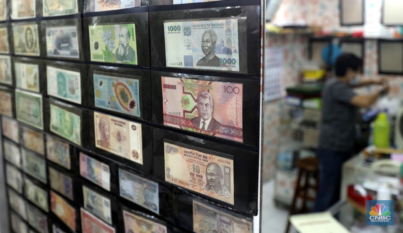 Uang Kuno. (CNBC Indonesia/Muhammad Sabki) Uang Kuno. (CNBC Indonesia/Muhammad Sabki)