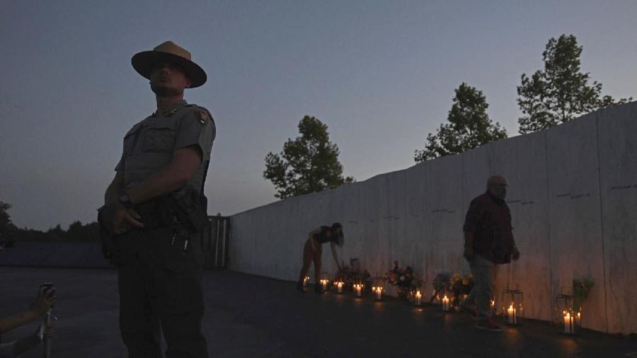 Mengenang tragedi 11 September. (AP/Gene J. Puskar)