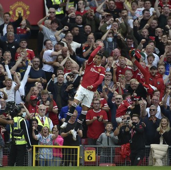 Intip Aksi Debut Pertama Cristiano Ronaldo Gocek Newcastle