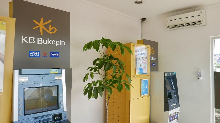 PT Bank KB Bukopin Tbk (KB Bukopin) adalah perusahaan yang bergerak di bidang perbankan. Didirikan pada tanggal 10 Juli 1970 dengan nama Bank Umum Koperasi Indonesia, Bank Bukopin tercatat di Bursa Efek Indonesia sejak tahun 2006 dengan kode emiten BBKP.