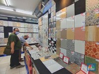 Fenomena Keramik Murah China, Mulai Serang Pasar RI