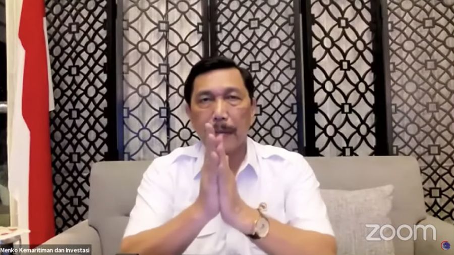 Menteri Koordinator Bidang Kemaritiman dan Investasi RI, Luhut Binsar Pandjaitan memberi keterangan pers update penanganan Covid-19. (Tangkapan Layar Youtube Perekonomian RI)
