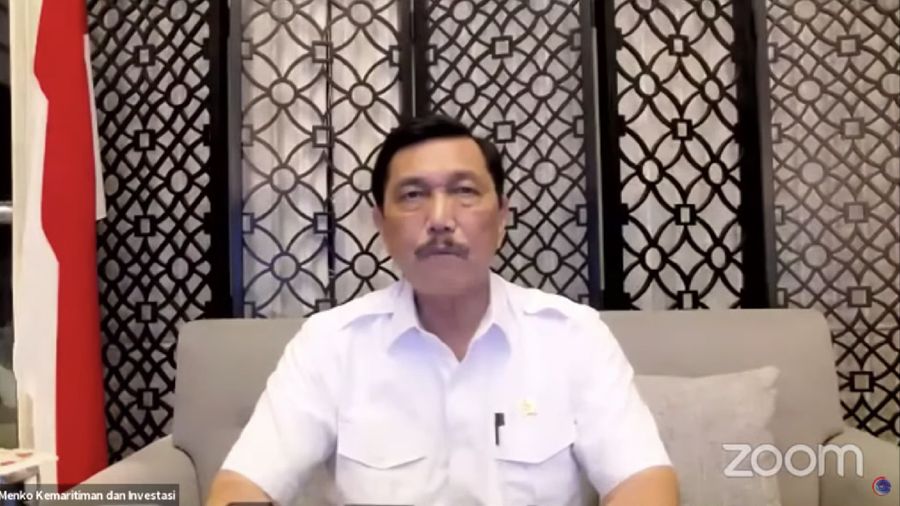 Menteri Koordinator Bidang Kemaritiman dan Investasi RI, Luhut Binsar Pandjaitan memberi keterangan pers update penanganan Covid-19. (Tangkapan Layar Youtube Perekonomian RI)