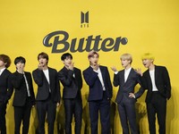 BTS Jadi Grup Asing Pertama Raih Peringkat No.1 Oricon Jepang