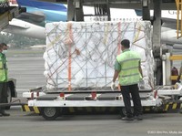 Saat Kasus Covid Landai, Impor Vaksin & Obat Turun Drastis
