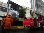 Potret Kebakaran Ruko di Depan LTC Glodok Jakarta Barat