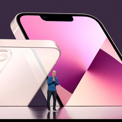 Pre Order 12 November, Segini Harga Resmi Iphone 13 di RI