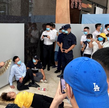 Kacau! Ini Penampakan Demo Ratusan Investor Raksasa Properti