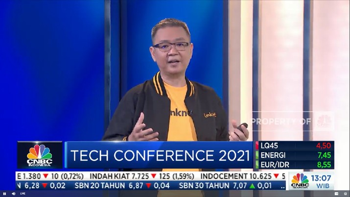 Edward Sanusi, Chief Technology & Product Officer PT Link Net Tbk di acara CNBC Indonesia Tech Conference