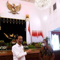 Gegara Bentangkan Poster ke Jokowi, Peternak Masuk Istana!
