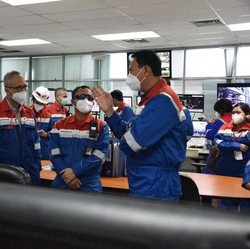 Sambangi Kilang Dumai, Ini Arahan Komut Pertamina Ahok