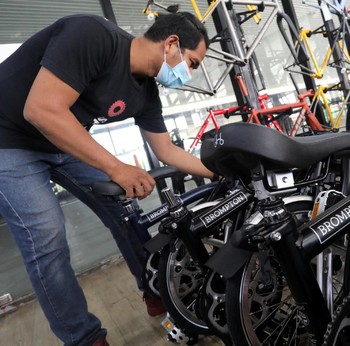 Harga Sepeda Lipat Makin Jatuh, Brompton Jadi 'Murah'