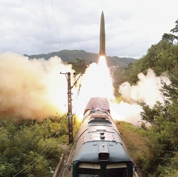 Astaga! Kim Jong Un Tembak Rudal Korut Lagi dari Kereta Api