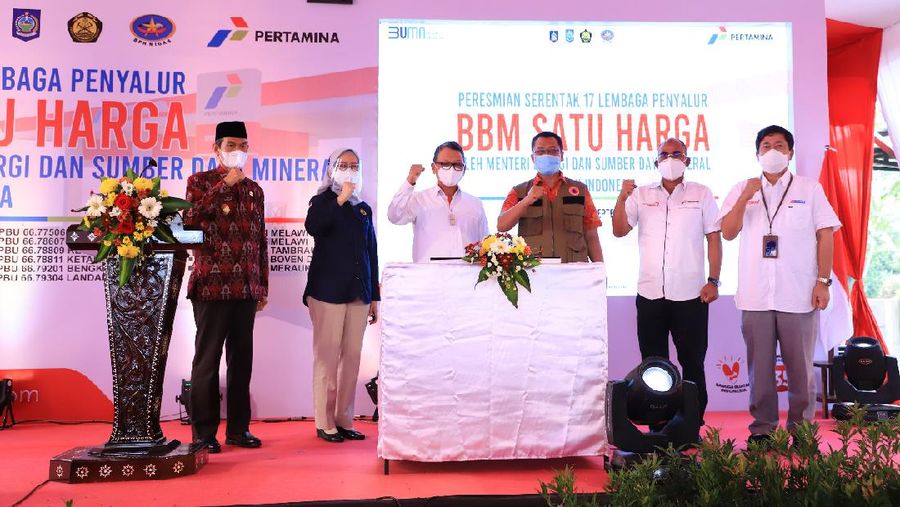 Program BBM Satu Harga yang dimulai pada tahun 2017 lalu, kini telah tersedia di 297 titik yang tersebar di seluruh wilayah Indonesia, 287 titik di antaranya dikelola oleh Pertamina.  Dok Pertamina