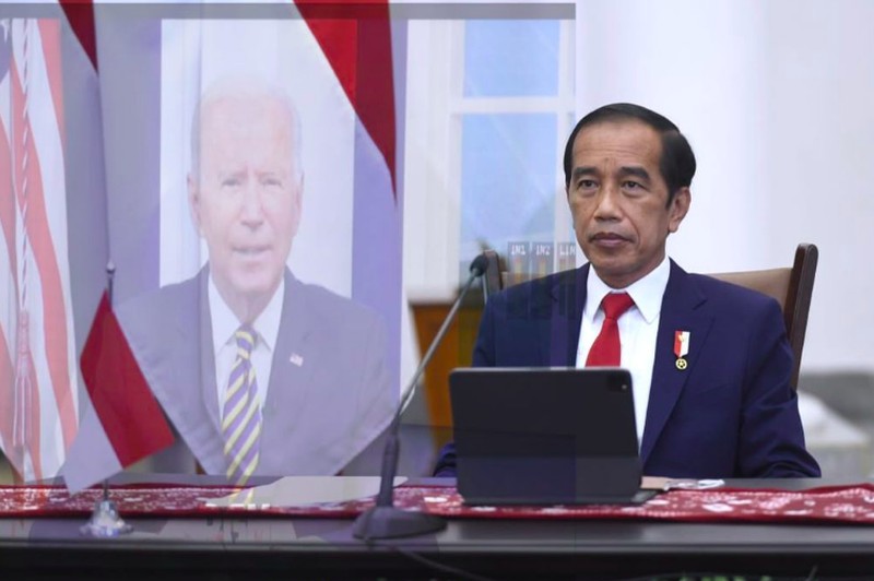 Presiden Jokowi Hadir pada acara Global Covid-19 Summit yang digelar secara virtual. (Biro Pers Sekretariat Presiden/Lukas) Presiden Jokowi Hadir pada acara Global Covid-19 Summit yang digelar secara virtual. (Biro Pers Sekretariat Presiden/Lukas)