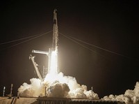 9 Bulan Terjebak di Luar Angkasa, 2 Orang Ini Berhasil Pulang