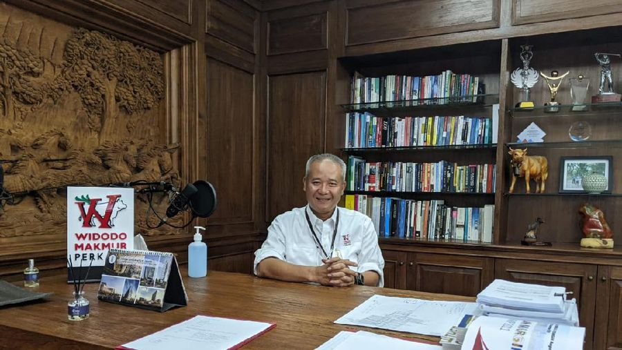 Chief Executive Officer (CEO) Widodo Makmur Perkasa Tumiyana