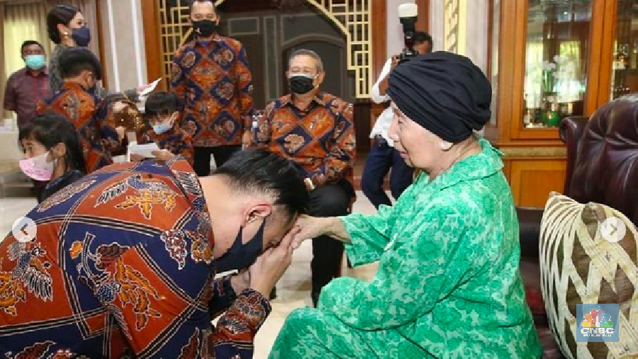 Ibu Ageng Sarwo Edhie Wibowo