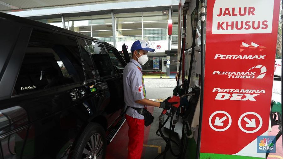 Ilustrasi Pertamax Turbo (CNBC Indonesia/ Tri Susilo)