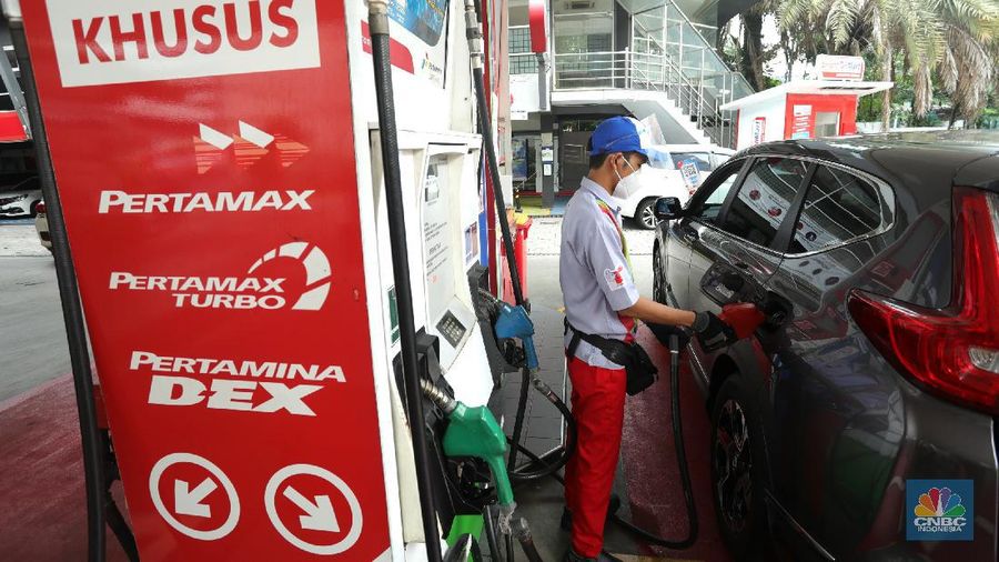 Ilustrasi Pertamax Turbo (CNBC Indonesia/ Tri Susilo)