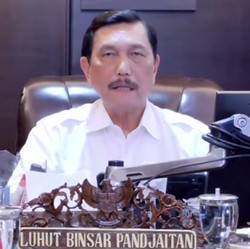 Wacana Luhut: PeduliLindungi Jadi Alat Pembayaran Digital