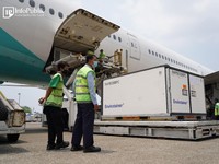 Thanks Mr Xi Jinping! 2 Juta Vaksin Sinovac Tiba di RI