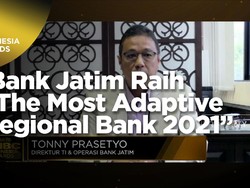 Bank Jatim Raih "The Most Adaptive Regional Bank 2021"