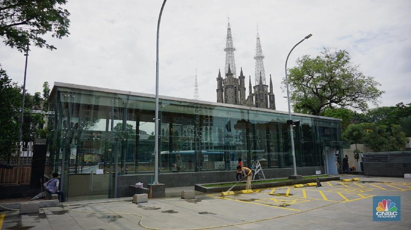 Terowongan Silaturahmi yang menghubungkan Masjid Istiqlal dengan Gereja Katedral Jakarta.  (CNBC Indonesia/ Tri Susilo)