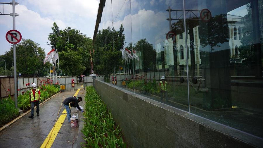 Terowongan Silaturahmi yang menghubungkan Masjid Istiqlal dengan Gereja Katedral Jakarta.  (CNBC Indonesia/ Tri Susilo)
