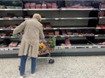 Potret 'Kiamat' Inggris: Warga Tak Makan, Wanita Jadi PSK