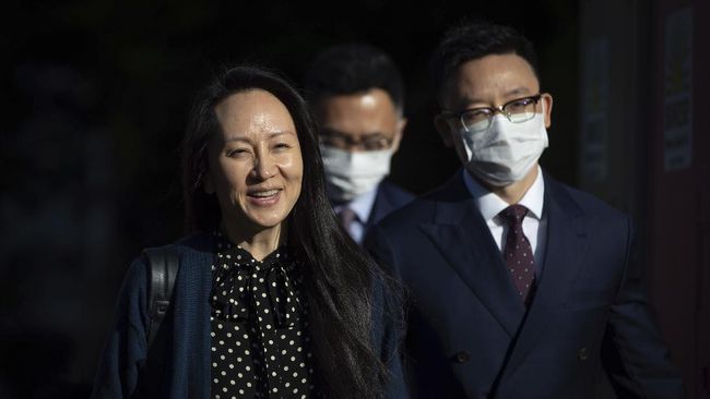 Almost 3 years in detention, Huawei boss finally released