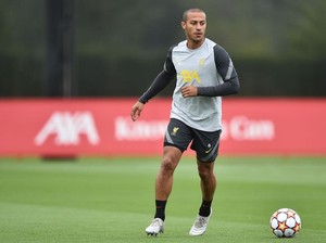 Thiago Alcantara Disiapkan Jadi Pelatih Barcelona?
