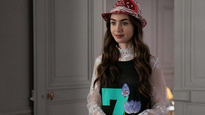 Emily in Paris Season 2