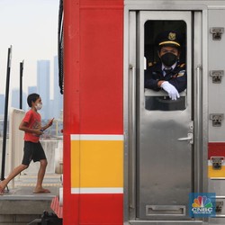 Naik KRL Wajib Bawa Sertifikat Vaksin, Fisik atau Digital!