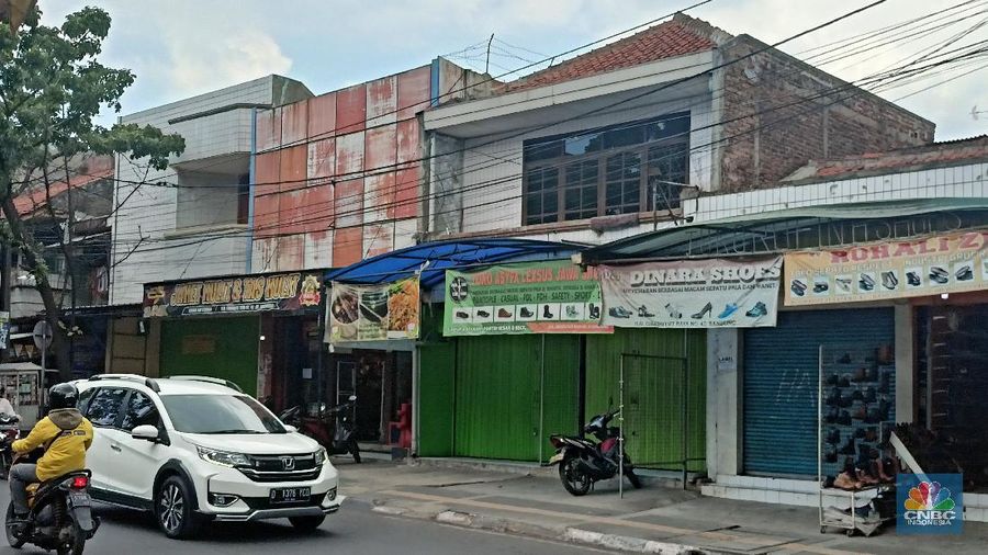Toko Cibaduyut. (CNBC Indonesia/Ferry Sandi)
