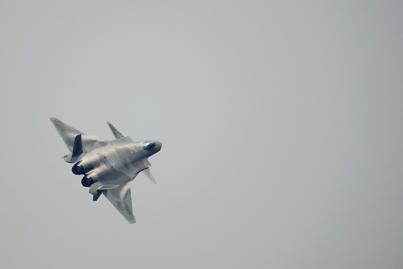 Jet tempur J-16D China. (AP/Ng Han Guan)