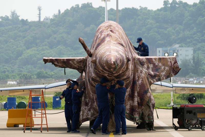 Jet tempur J-16D China. (AP/Ng Han Guan)