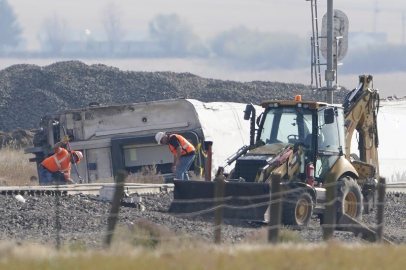 Kereta Amtrak anjlok di Montana. (AP/Ted S. Warren) Kereta Amtrak anjlok di Montana. (AP/Ted S. Warren)