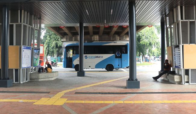Bikin Pangling Begini Wajah Baru Stasiun Krl Tebet Jaksel Foto 2<script async src=
