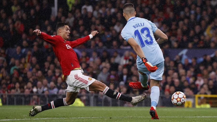 Cristiano Ronaldo saat menghadapi Villareal. (REUTERS/PHIL NOBLE)