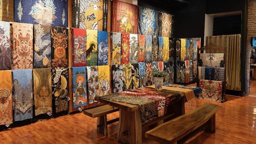 Kisah Pemilik Garuda Kencana Batik, Sukses Bisnis di Usia Muda dan Langganan Pejabat