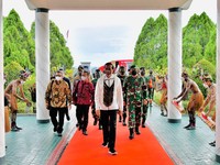 Jokowi Bangun Papua Youth Creative Hub Gagasan Budi Gunawan