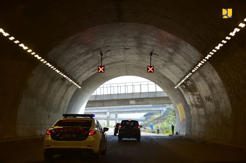 Jalan Tol Cisumdawu (Cileunyi-Sumedang-Dawuan) Seksi 1 ruas Cileunyi - Pamulihan (Dok. Humas Jbar)