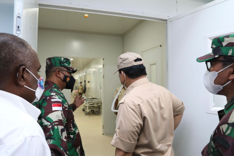 Menhan Prabowo Tinjau Kesiapan RS Modular untuk PON di Merauke. (Dok: Kementerian Pertahanan RI) Menhan Prabowo Tinjau Kesiapan RS Modular untuk PON di Merauke. (Dok: Kementerian Pertahanan RI)