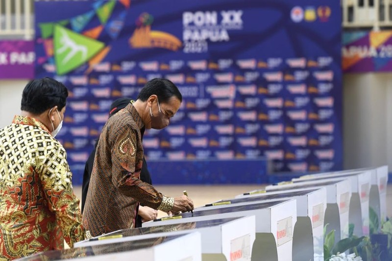 Presiden Jokowi Resmikan Tujuh Arena PON XX Papua (Laily Rachef/Biro Pers Sekretariat Presiden RI) Presiden Jokowi Resmikan Tujuh Arena PON XX Papua (Laily Rachef/Biro Pers Sekretariat Presiden RI)