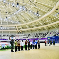 Pamer Canggihnya Arena PON XX, Jokowi: Jangan Sampai Sepi!