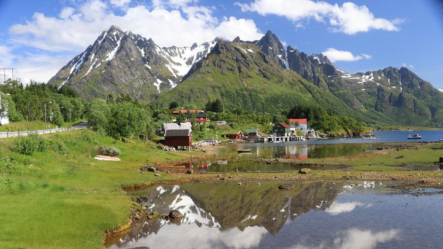 Lofoten Islands, Norway (Ist Pixabay/ Decokon )